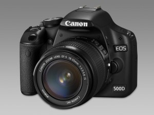 Canon EOS 500D - mit EF-S 18-55 IS